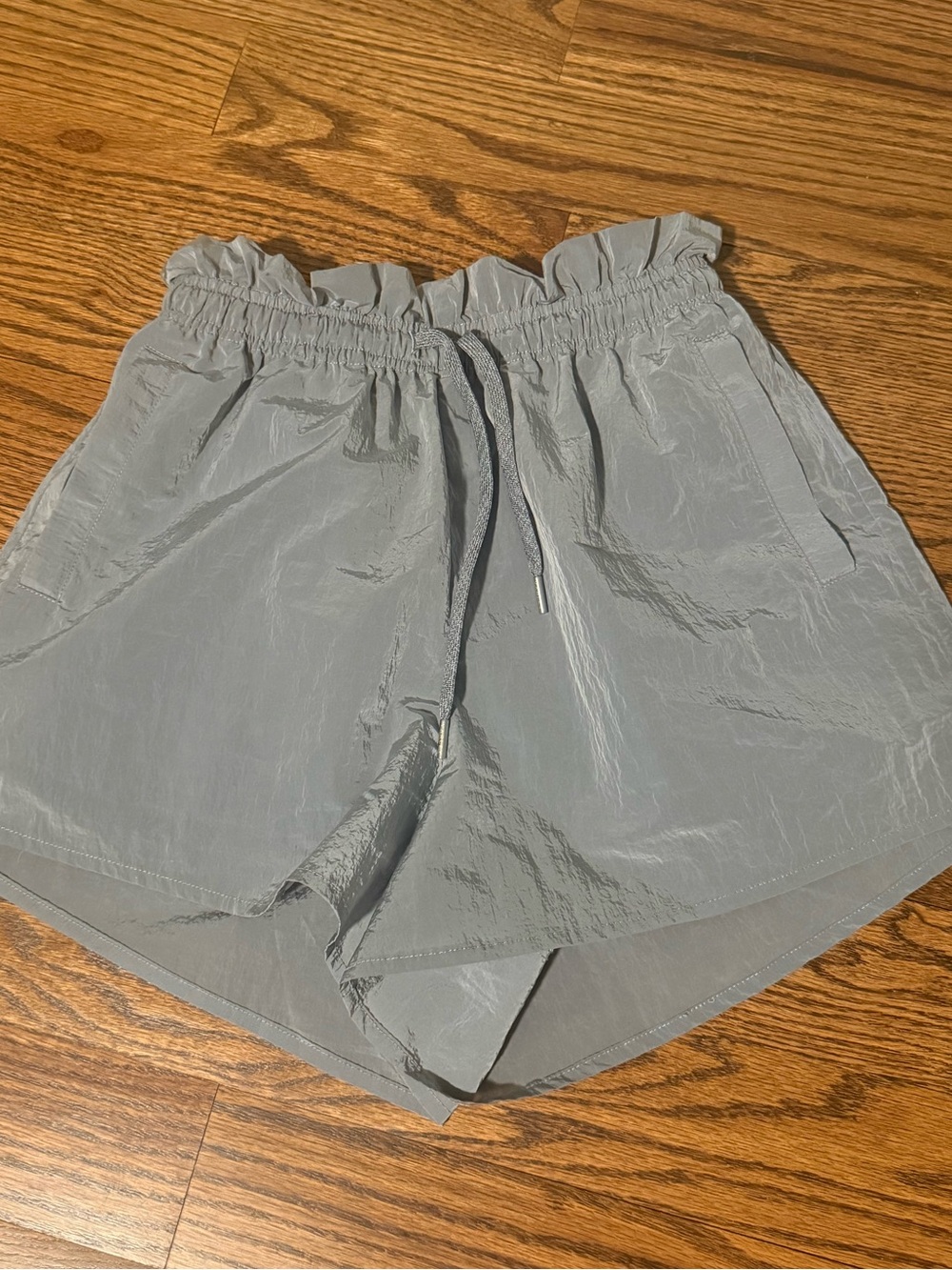 Varley Paperbag Silver Shorts